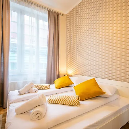 Apartment City Lights Topolowa 48 *