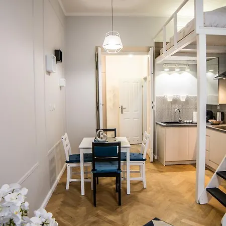 Apartment City Lights Topolowa 48 *